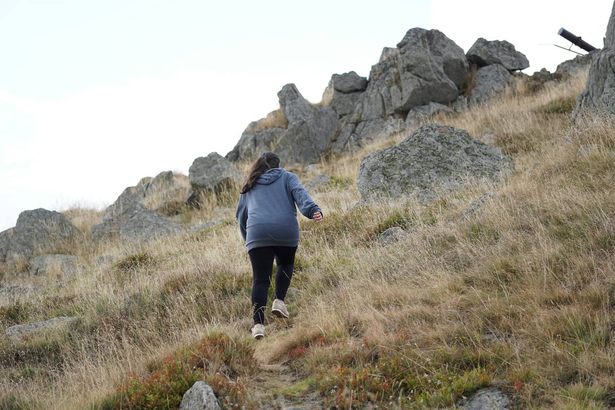 Your Nature Burn Workout: How Hiking Helps You Lose Weight and Boost Health