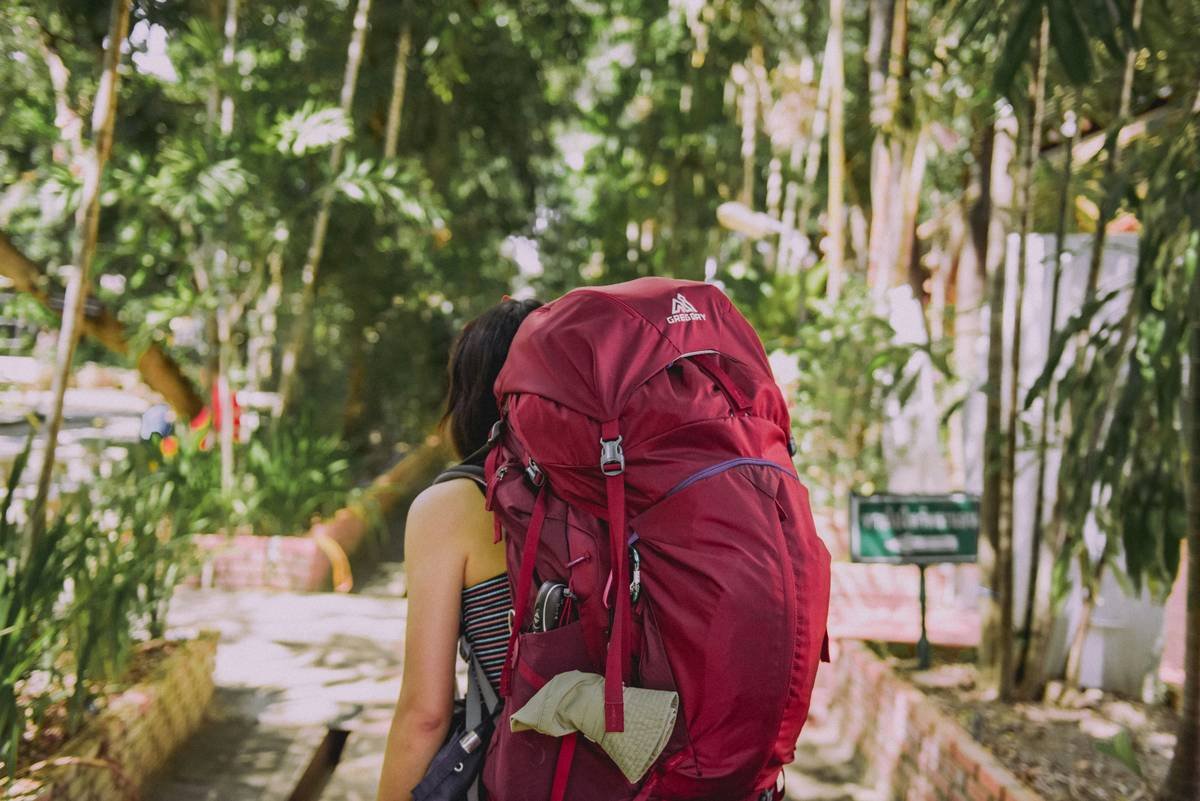 How Nature Walk Hiking Walking a Backpack Burns Fat, Builds Strength, and Clears Your Mind (Without a Gym Membership)